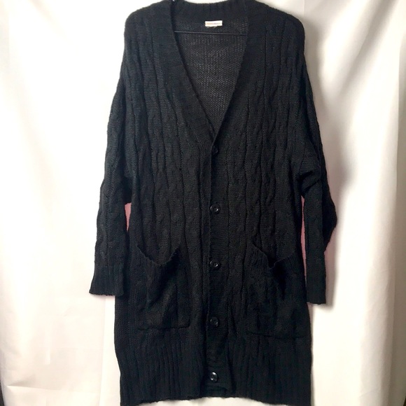 LuLaRoe Sweaters - LULAROE WO SIZE MEDIUM BLACK ACRYLIC LONG SWEATER